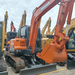รถขุด DOOSAN DX60 มือสอง 6 ตัน เครื่องยนต์ยันม่าร์ ปั๊มไฮดรอลิก Doosan Mottrol มอเตอร์วาล์ว KYB ชั่วโมงการใช้งานต่ำ สภาพ 90% ปี 2023 - Product Image 3