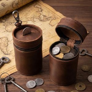 Porte-monnaie cylindrique miniature en cuir PU gaufré marron durable avec porte-clés et pochette zippée pour cadeaux - Product Image 1