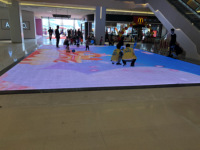 Écran LED interactif 4K couleur P3.91 pour intérieur, dalle de sol de danse SMD avec revêtement anti-reflet pour affichage de texte en centre commercial