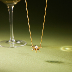 Collar de Cadena de Acero Inoxidable Chapado en Oro de 18K J&D, con Colgante de Múltiples Anillos de Circonio Blanco Clásico, Cadena de Espina de Serpiente - Product Image 4