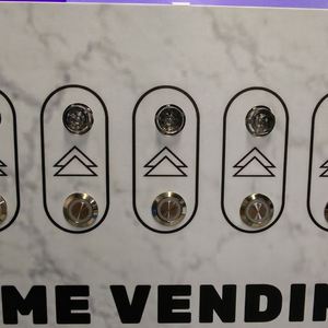 Commercial 5 Nozzles Wall <b>Mounted</b> Perfume <b>Spray</b> Vending Machine SDK Customizable Smart System Wi-Fi/4G LTE Cologne Fragrance - Product Image 5
