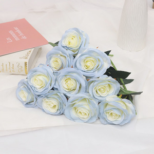 Ramo de Rosas Azules Artificiales de Seda, Alta Simulación, Decoración para Bodas y Hogar - Product Image 2