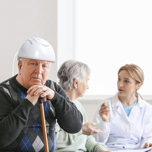 Suyzeko جهاز تحفيز مغناطيسي للدماغ عبر جمجمة الشكل 810 نانومتر جهاز الدماغ بإضاءة ليد للردود العصبية والمعالجة آلة الدماغ tPBM - Product Image 4