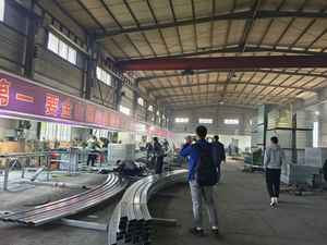 Nuevo Tipo <span class=keywords><strong>de</strong></span> pista <span class=keywords><strong>de</strong></span> pádel directa <span class=keywords><strong>de</strong></span> fábrica para interiores y exteriores, cubierta <span class=keywords><strong>de</strong></span> techo <span class=keywords><strong>de</strong></span> paleta eléctrica panorámica, tienda flexible para abrir y cerrar - Product Image 4