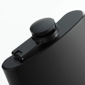 Bán buôn hiện đại <span class=keywords><strong>mini</strong></span> 304 thép không gỉ cắm trại <span class=keywords><strong>hip</strong></span> flasks Set với biểu tượng tùy chỉnh thiết kế di động cho rượu & rượu - Product Image 6