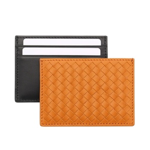 Kunden spezifischer ultra dünner Wildleder-Karten halter für Frauen Einteiliger Multi-Kreditkarten-gewebter Halter Echtes Leder zubehör - Product Image 1