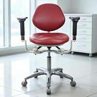 Tabouret d'opérateur dentaire à double accoudoirs, base étoile en aluminium moulé, ergonomique, plusieurs options de couleurs, pour usage médical et centre de formation