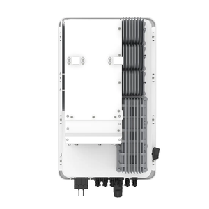 Système solaire hybride monophasé 12 kW avec technologie MPPT, efficacité de 96,8 %, batterie au lithium, IP66, 400 V AC, EU/US, Solis-7k haute efficacité - Product Image 3