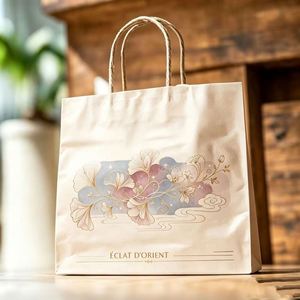 Bolsas de Papel Kraft Impresas Personalizadas con Asas Resistentes en la Parte Inferior, Ideales para Servicio de Entrega de Comida de Restaurantes - Product Image 1