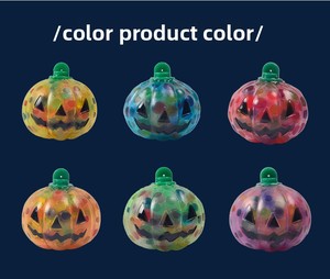 Jouet à presser d'Halloween en caoutchouc à rebond lent, anti-stress, boule de décompression fantôme tête de citrouille, doux et mignon, à partir de 14 ans - Product Image 6