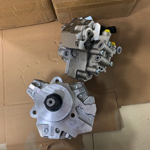 Les pièces de moteur diesel ISDe se vendent bien. La pompe à carburant est code 4988595. - Product Image 5