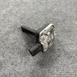 发动机油位传感器高质量06E907660 07Z907660 6E907660适用于大众甲壳虫CC捷达帕萨特奥迪A3 A4 A6 Q7 RS4 S5 - Product Image 1
