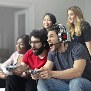 Muestra Gratuita de Auriculares para Juegos <span class=keywords><strong>ONIKUMA</strong></span> K8 Snow Camouflage Tácticos con Sonido Estéreo 7.1, Luz RGB Profesional - Product Image 6