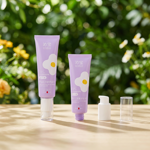 Tube souple en PE violet clair personnalisé avec bouchon doseur à pression et capuchon anti-poussière transparent pour crème protectrice pour les fesses de bébé - Product Image 1