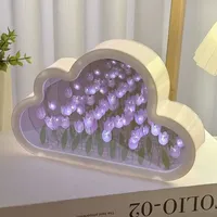 Lampe de nuit créative en forme de fleurs de tulipes et de nuages, lumière d'ambiance transparente, cadeau pour les amoureux Qixi, décoration de bureau en PVC