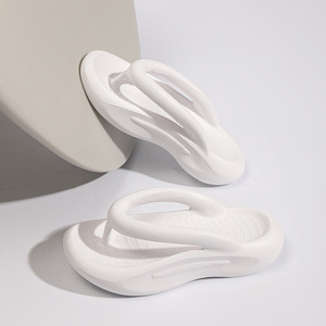 Chanclas para hombre con suela de EVA, sandalias de verano de suela blanda antideslizantes blancas, talla 36-45 - Product Image 1