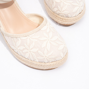 Sandali <span class=keywords><strong>con</strong></span> zeppa a punta chiusa Sexy <span class=keywords><strong>con</strong></span> suola spessa tacchi alti <span class=keywords><strong>con</strong></span> lacci da donna in stile moda - Product Image 3