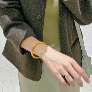 Pulsera de patrón de hierba rizada con flor Bauhinia dorada, anillo liso Seiko, pulsera de la suerte dorada que hereda brazaletes finos gruesos - Product Image 4