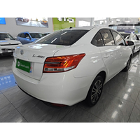 Guazi 2017 Voiture d'occasion Toyota YARiS L Zhi Xiang Berline Essence Traction avant Automatique 5 places Conduite à gauche Stock concessionnaire Commerce mondial