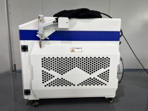 ใหม่2000W เครื่องเชื่อมเลเซอร์แบบมือถือพกพา220V ระบายความร้อนด้วยน้ำใช้งานได้หลากหลายชิ้นส่วนโลหะ - Product Image 4