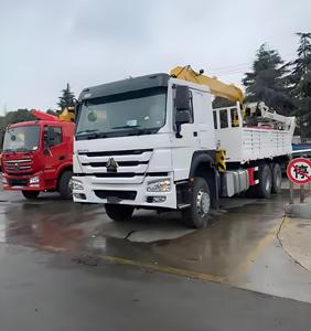 סינטרוק באיכות גבוהה 6x4 מתקפל ציוד טלסקופי בום הרמת 10-30 טון מרוכבים למכירה