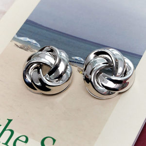 <span class=keywords><strong>Orecchini</strong></span> <span class=keywords><strong>pendenti</strong></span> Vintage Color oro in metallo attorcigliati per donna Za Maxi dichiarazione <span class=keywords><strong>a</strong></span> spirale idromassaggio gioielli <span class=keywords><strong>a</strong></span> <span class=keywords><strong>forma</strong></span> <span class=keywords><strong>di</strong></span> <span class=keywords><strong>cuore</strong></span> Chic - Product Image 4