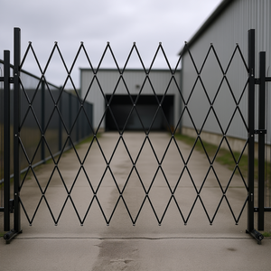 Puerta Plegable Tipo Tijera de 87x85 Pulgadas, Retráctil, de Acero, para Exteriores, Control Manual, Diseño Industrial - Product Image 2