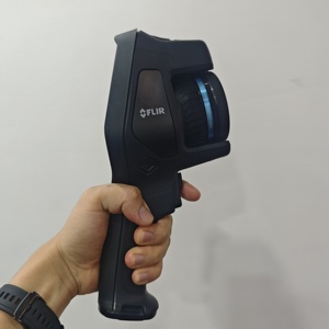 Teledyne FLIR E76 exx-Series กล้องถ่ายภาพความร้อนขั้นสูง, 320x240 IR, Laser ช่วย AF, เส้นทางการตรวจสอบ, Wi-Fi - Product Image 3
