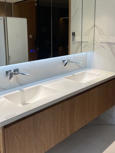 Mueble de <span class=keywords><strong>baño</strong></span> moderno con doble lavabo, mesa de lavado japonesa, placa de <span class=keywords><strong>roca</strong></span> sin costuras, diseño de fregadero todo en uno - Product Image 5