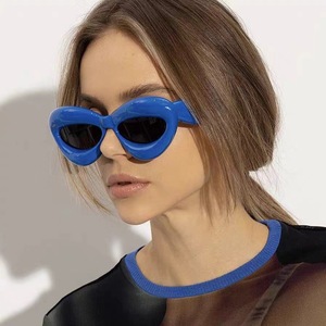 Gafas de Sol de Marca al por Mayor 2023, Protección UV400, Logotipo Personalizado para Hombres, Mujeres y Niños, con Lentes Tácticas y Monturas de PC/Plástico - Product Image 5