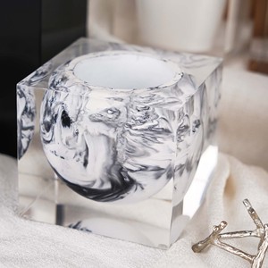 Florero moderno de acrílico transparente, maceta de cristal, adorno de resina para decoración de sala de estar - Product Image 3