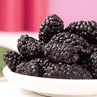 Authentiek Chinees gedroogd zwart moerbeibesfruit, gezonde kruidenthee, te zetten op warm water, gunstig voor de gezondheid