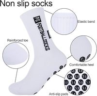 Vente en gros de chaussettes de football de haute qualité Chaussettes de sport en nylon antidérapantes pour hommes