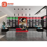 Système d'affichage métallique professionnel pour magasins, fournisseur de solutions de vente au détail, vitrine de présentation de cosmétiques