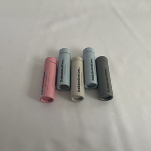 Tubo de papel de realce de cartón personalizado de 10g, característica resistente al aceite, contenedor de tubo de lápiz labial líquido magnético, embalaje de bálsamo labial - Product Image 1