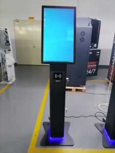 Kiosque d'enregistrement d'hôtel avec lecteur de carte NFC - Product Image 4