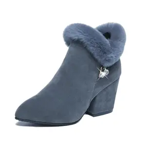 冬季新款加厚女鞋大号冬季保暖靴价格便宜短款长毛绒踝靴
