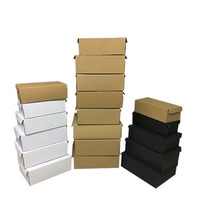 Emballage personnalisé pour boîte à chaussures en carton ondulé imperméable avec lamination mate, gaufrage, poignée et fermeture magnétique