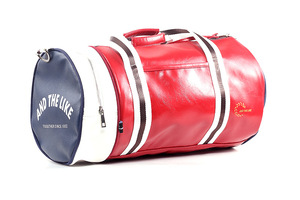 Vente en gros <span class=keywords><strong>de</strong></span> nouveau <span class=keywords><strong>sac</strong></span> <span class=keywords><strong>de</strong></span> messager d'entraînement portable pour hommes et femmes <span class=keywords><strong>de</strong></span> style européen américain Offre Spéciale <span class=keywords><strong>sac</strong></span> <span class=keywords><strong>de</strong></span> voyage <span class=keywords><strong>de</strong></span> <span class=keywords><strong>sport</strong></span> en polyester - Product Image 6