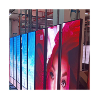 Affiche d'intérieur en couleur Affichage LED P2 P2.5 P3 Écran numérique debout au sol Affiche SDK Écran LED
