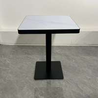 Table de salle à manger moderne en pierre frittée et base en acier inoxydable pour mobilier de café et restaurant occidental