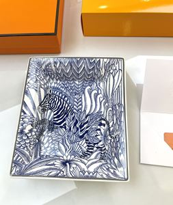 Light Luxury Simple Geometric Shape Storage Tray Household Office Ceramic <b>Ashtray</b> - Product Image 2