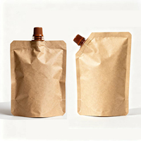 Emballage de pochette de recharge de liquide de jus de sac à bec verseur imprimé personnalisé Sac de pochette à bec verseur de cornue Pochette d'emballage pour liquide