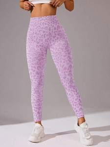 Leggings deportivos de cintura alta para <span class=keywords><strong>mujer</strong></span>, pantalones de Yoga de <span class=keywords><strong>leopardo</strong></span> sin costuras, <span class=keywords><strong>mallas</strong></span> deportivas sexis para entrenamiento de levantamiento de cadera para <span class=keywords><strong>mujer</strong></span> - Product Image 4