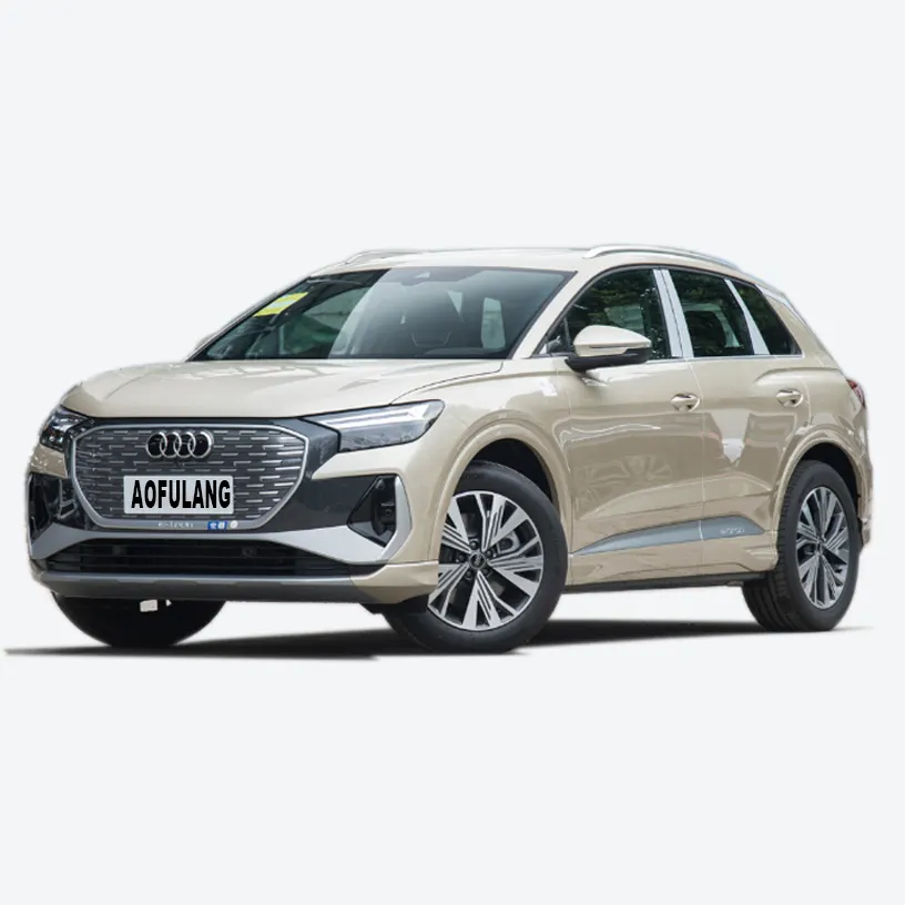 Giallo Audi Q4 E-tron auto elettrica alta velocità Audi Q5 E-tron 2023 edizione 5 posti nuova auto energetica