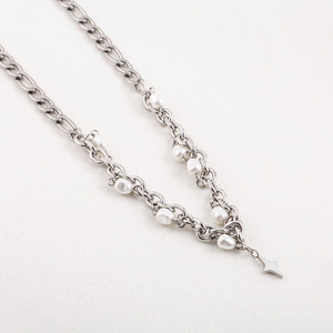 Collar de clavícula de acero inoxidable con perla sintética y dije de estrella de cuatro puntas para hombre - Product Image 3