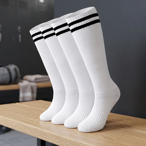 Chaussettes de sport personnalisées confortables et antidérapantes pour le football, 100% coton, automne, jeunes, hauteur genou, design personnalisé - Product Image 2
