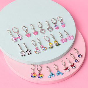 Juego de pendientes de aleación para niños con dijes de animales de diamantes de imitación, regalo de joyería para niños - Product Image 1