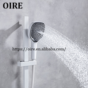 Mitigeur de <span class=keywords><strong>douche</strong></span> haute pression chaud et froid avec pistolet pulvérisateur coulissant mural en cuivre pour salle de bain - Product Image 3