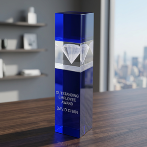 Trofeo de Cristal Óptico Personalizado y Duradero, Premio con Base de Diamante, Grabado con Letras en Vidrio Azul por Arenado, Estilo Recuerdo - Product Image 2